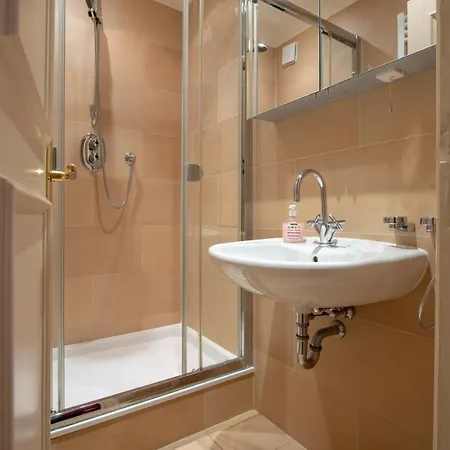 Prestige Mont Boron -terrace -sea View -2br Апартаменты